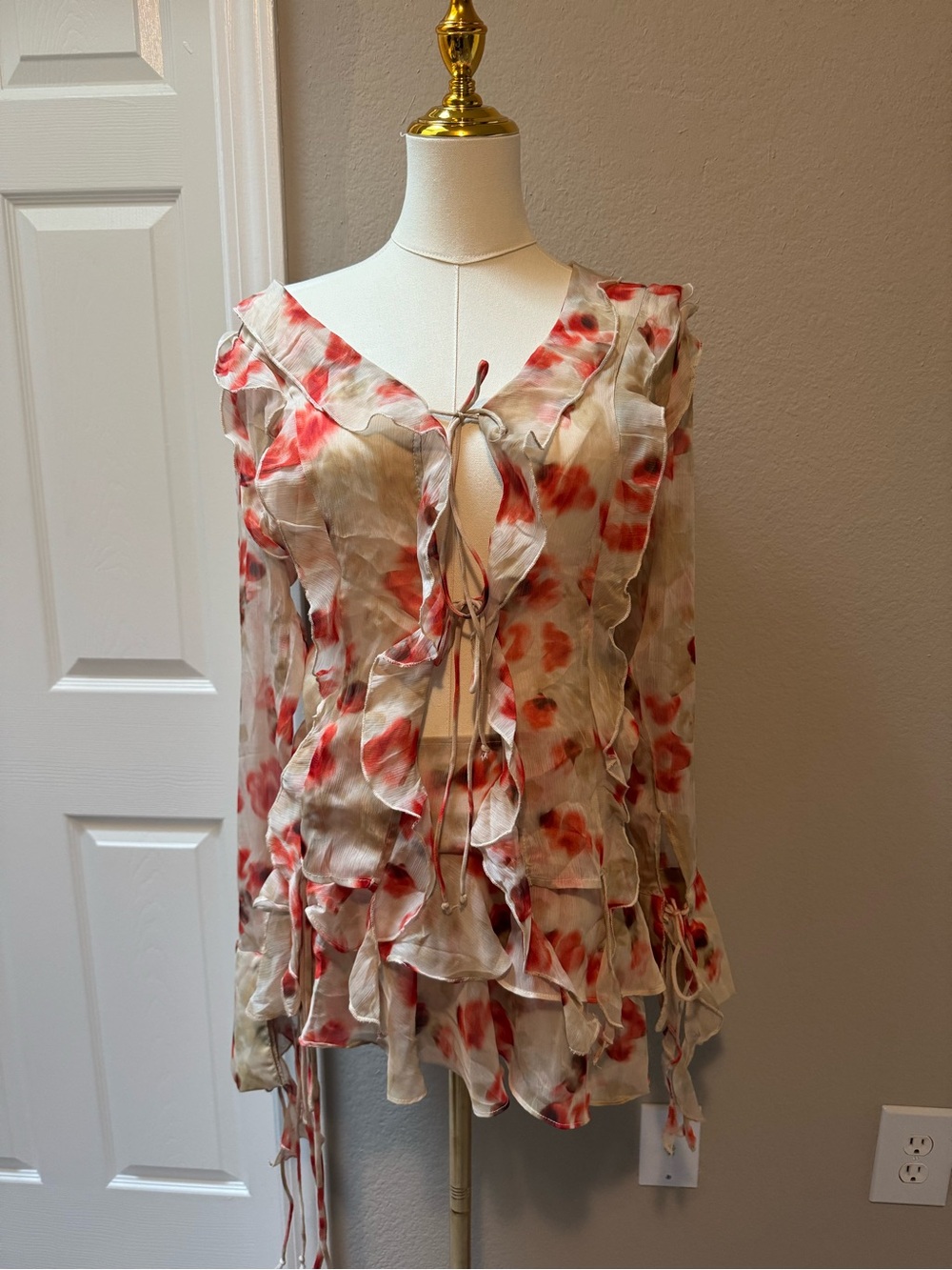 Matching two piece set. Skort and Tie -Front tip. Vacation/beach